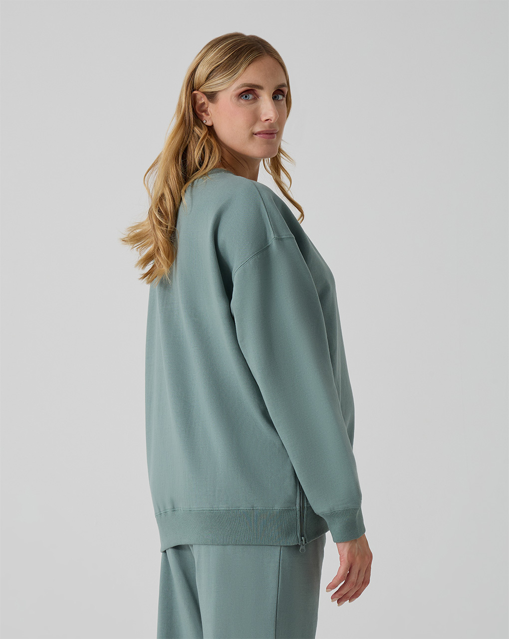 Felpa verde premaman con ricamo