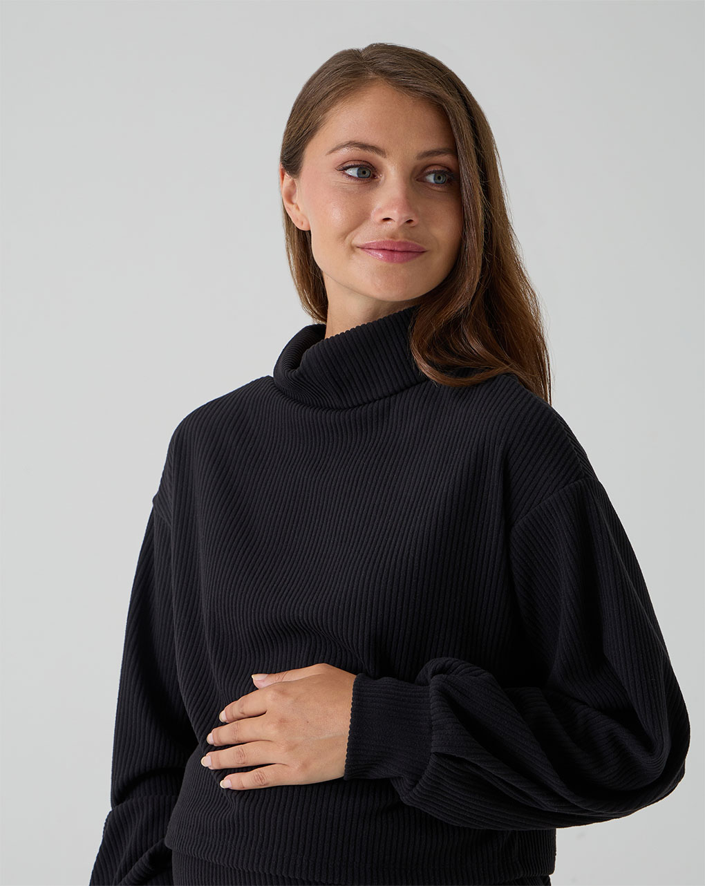 Completo lungo premaman maglia e gonna nero