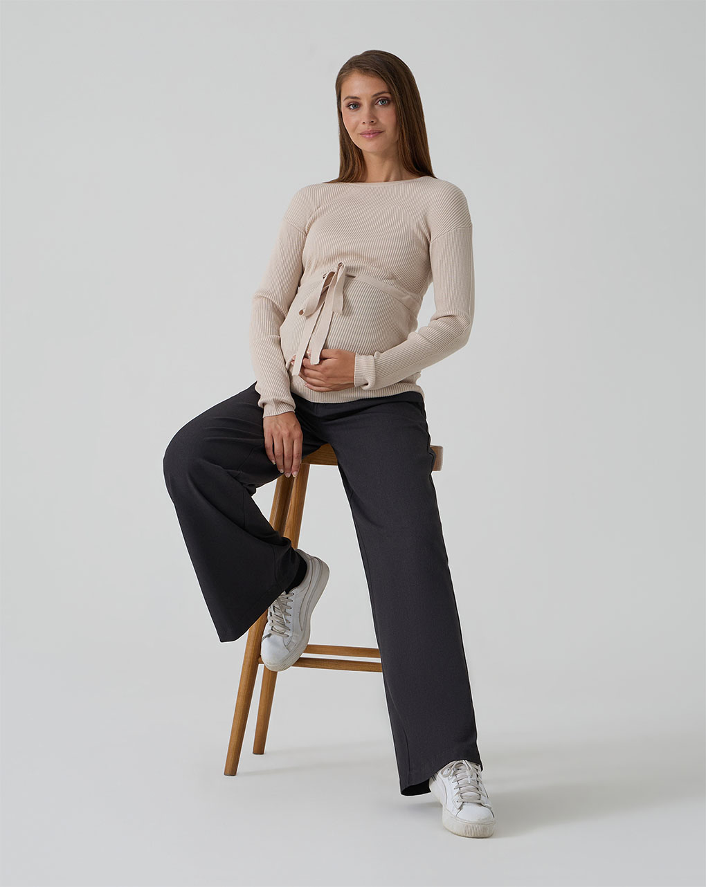 Maglia premaman beige a coste con coulisse