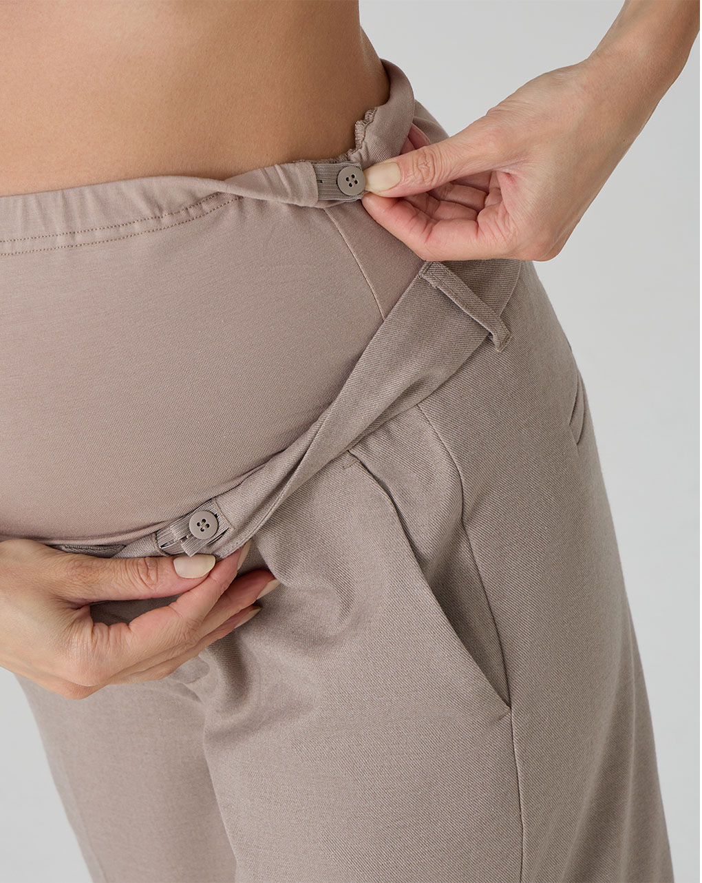 Pantapalazzo marrone premaman