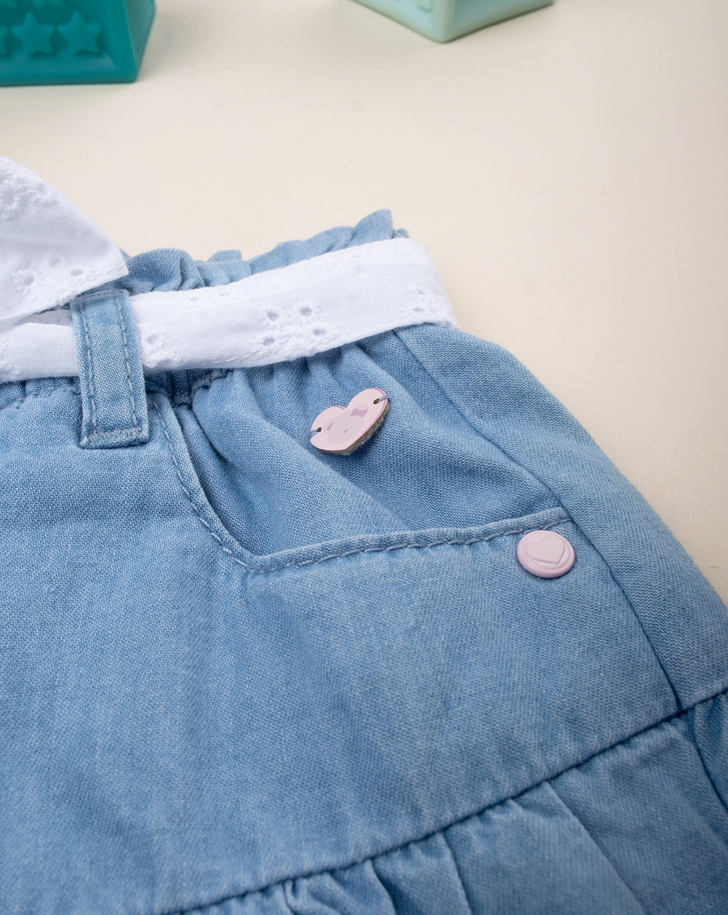 Shorts chambray bimba con fiocco