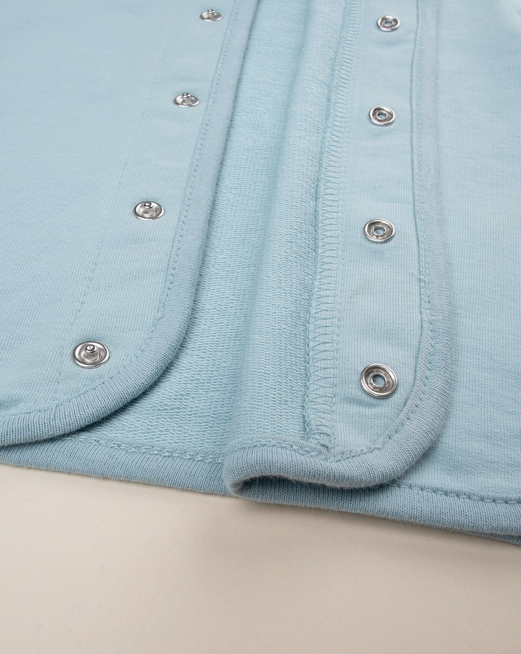 Felpa bimbo azzurra con cappuccio