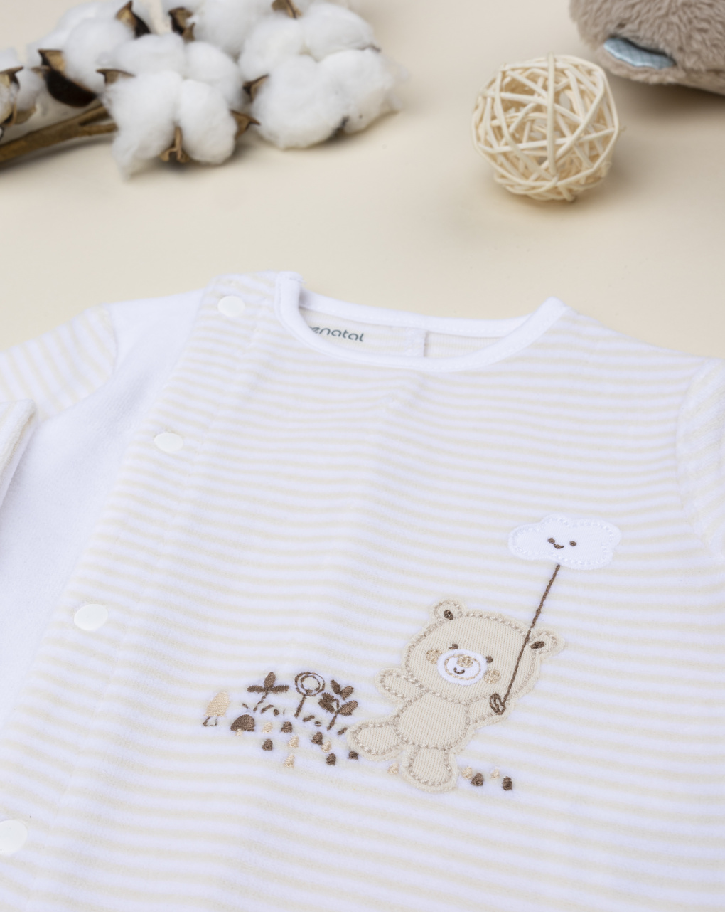 Tutina ciniglia bimbo bianca patch e ricami