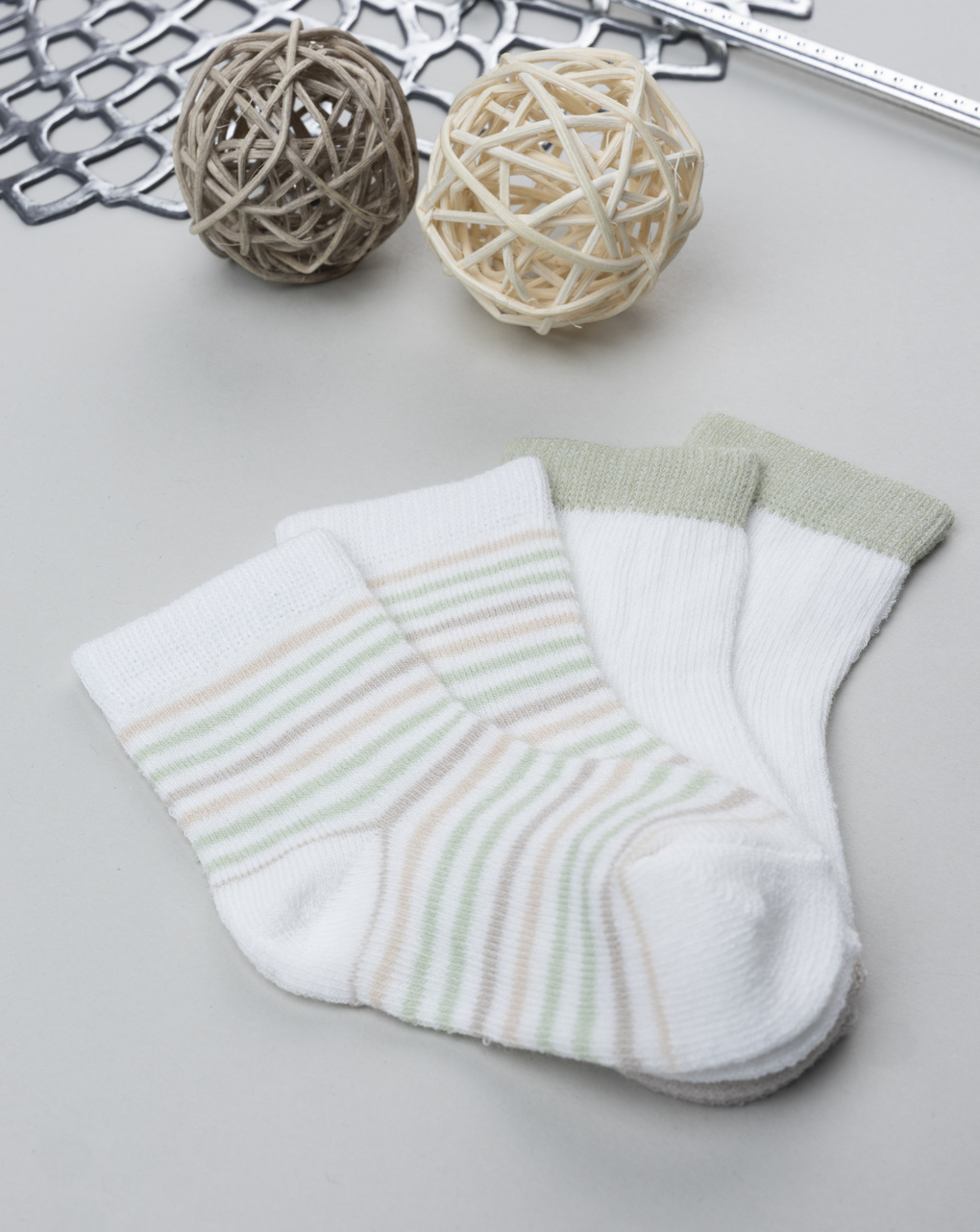 Pack due calze bimbo bianco/verde/beige