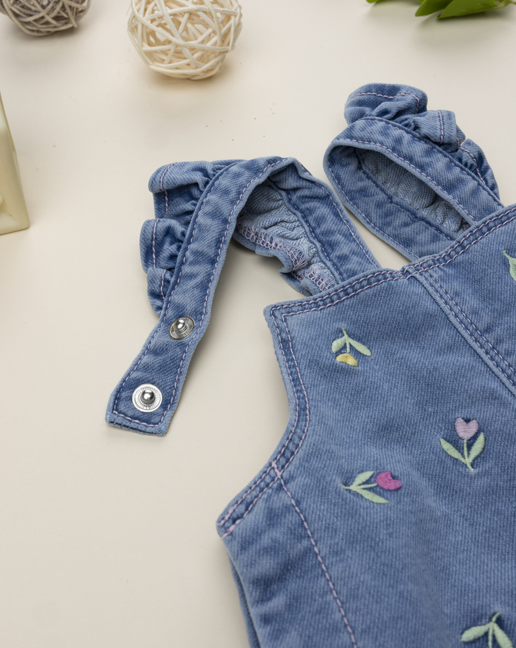 Abito denim bimba ricami allover