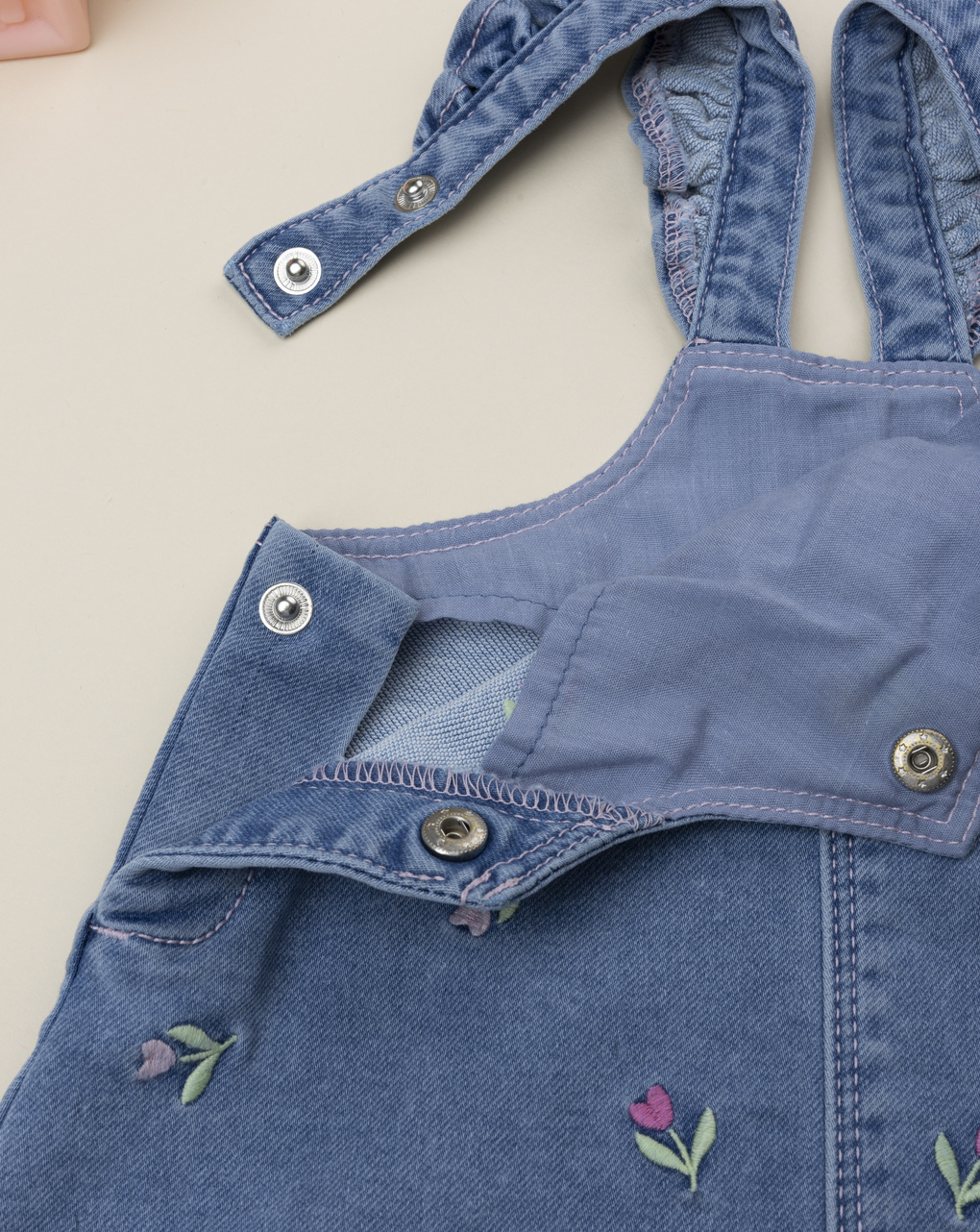 Abito denim bimba ricami allover