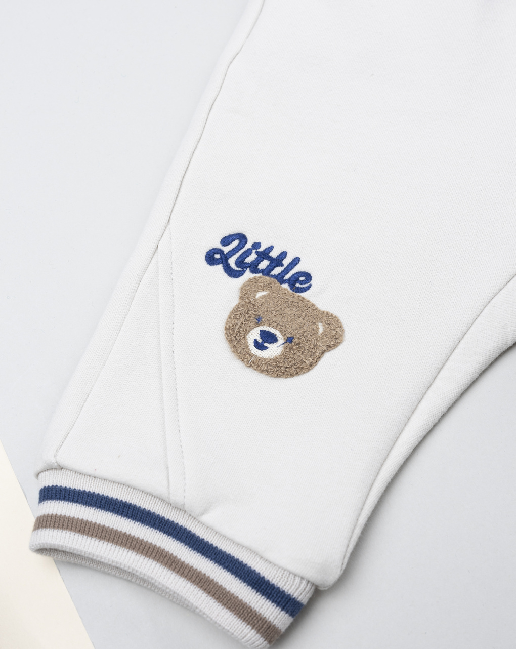 Pantalone felpato bimbo grigio patch orso