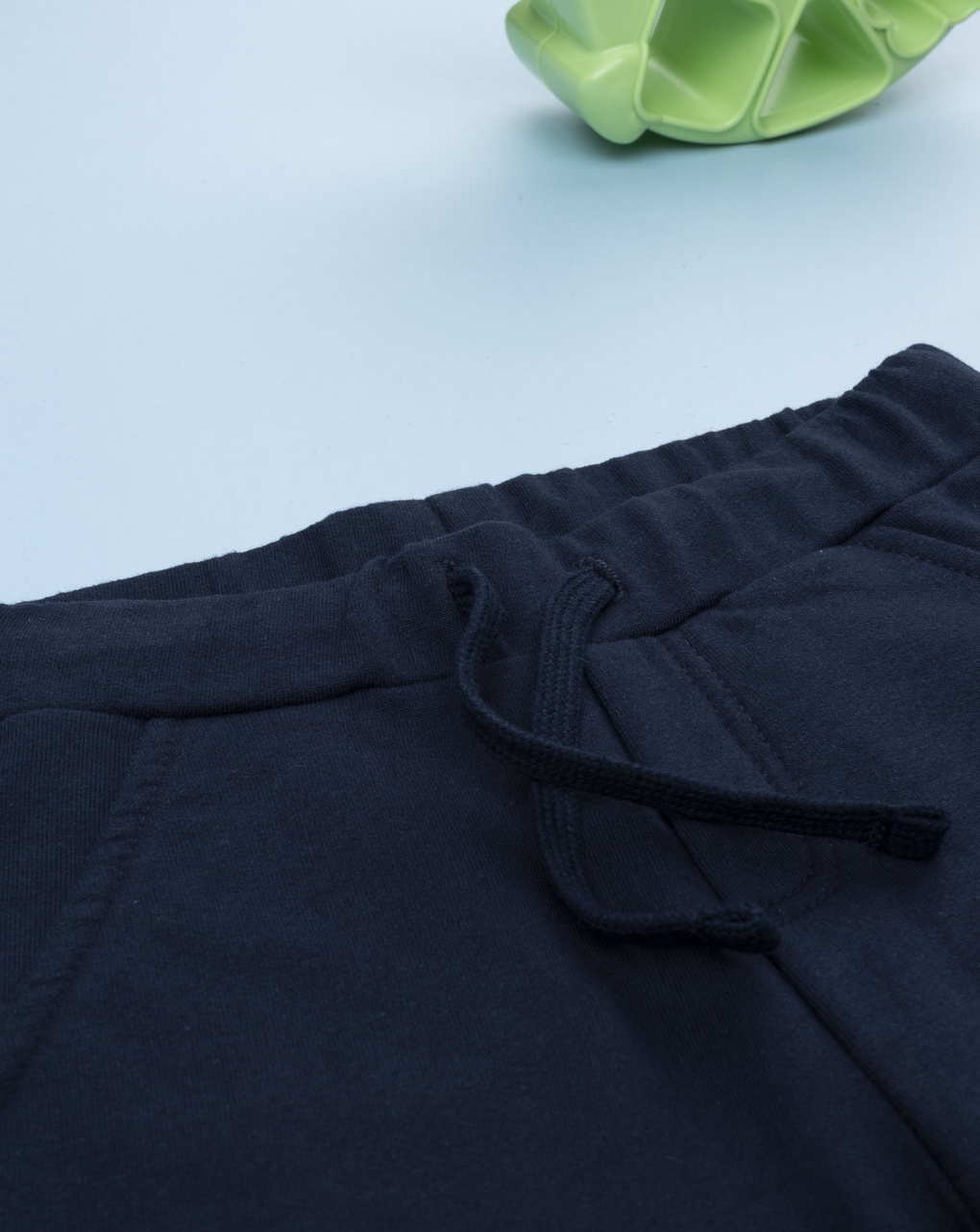 Pantalone bambino blu stampa in rilievo