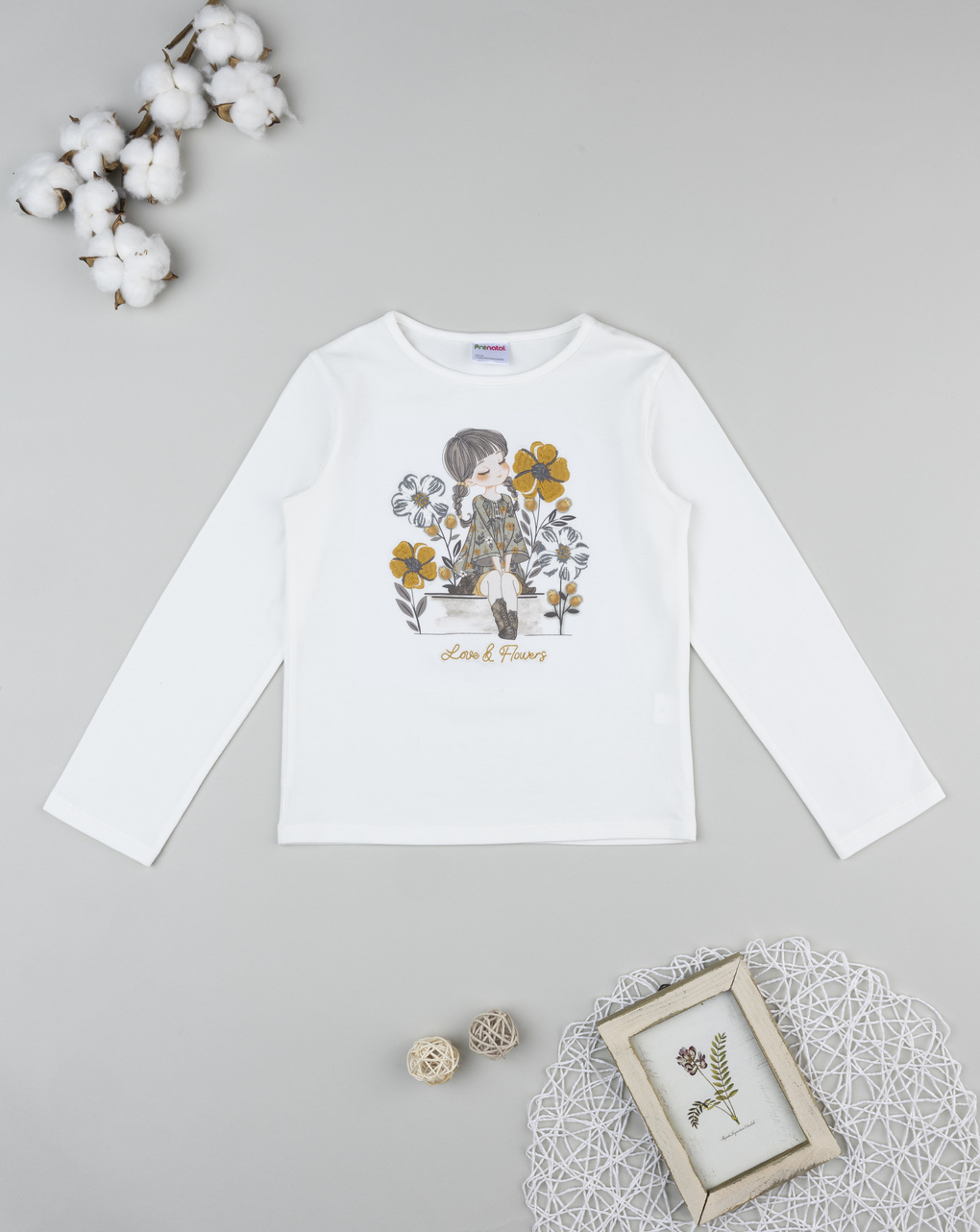 T-shirt bambina bianca ricami