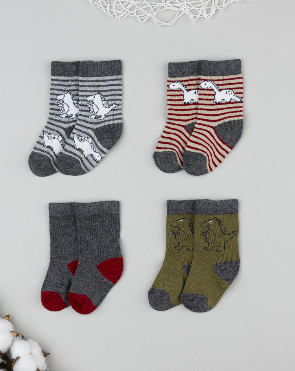 Pack 4 caze bimbo dinosauri