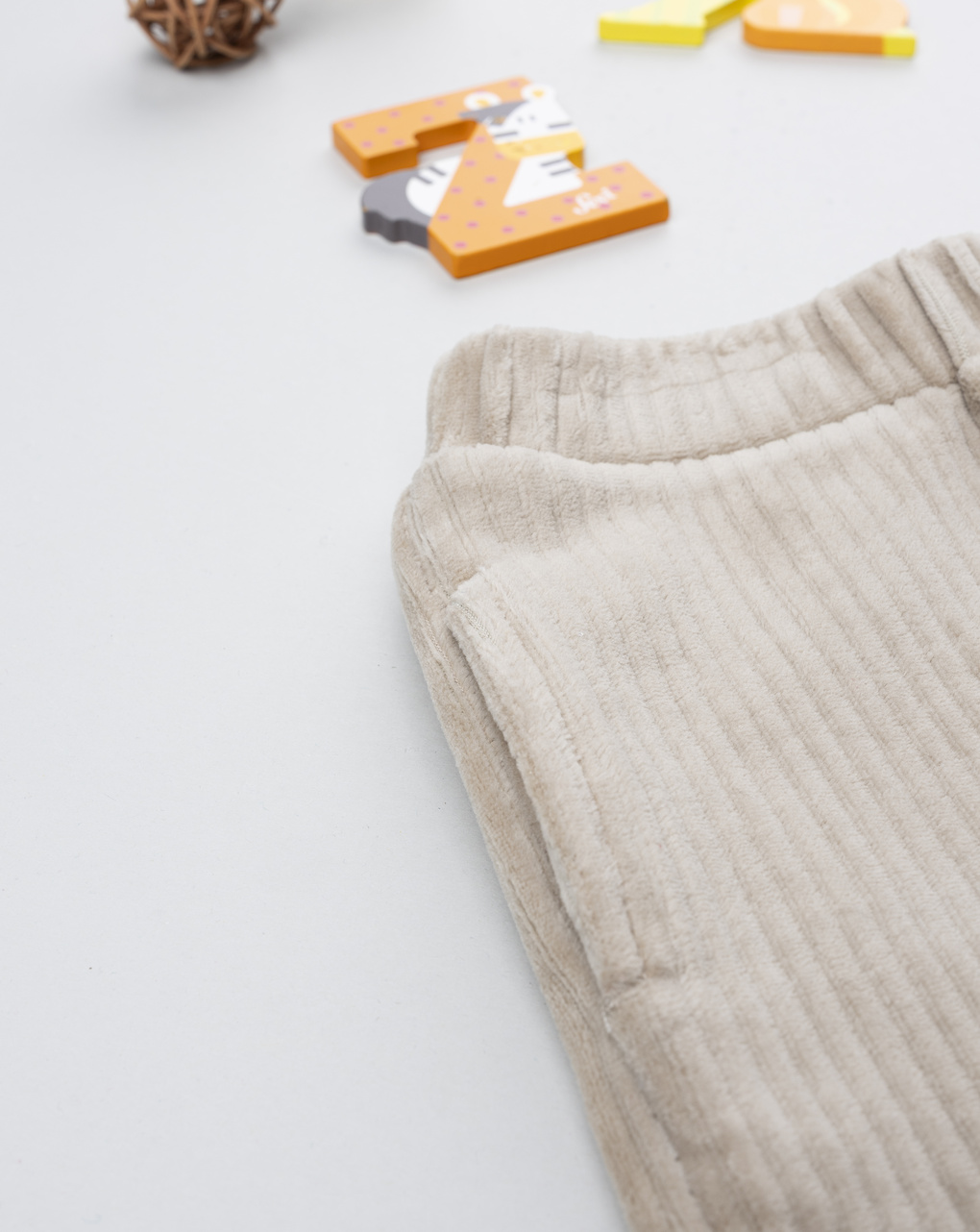 Pantalone velour  bimbo beige