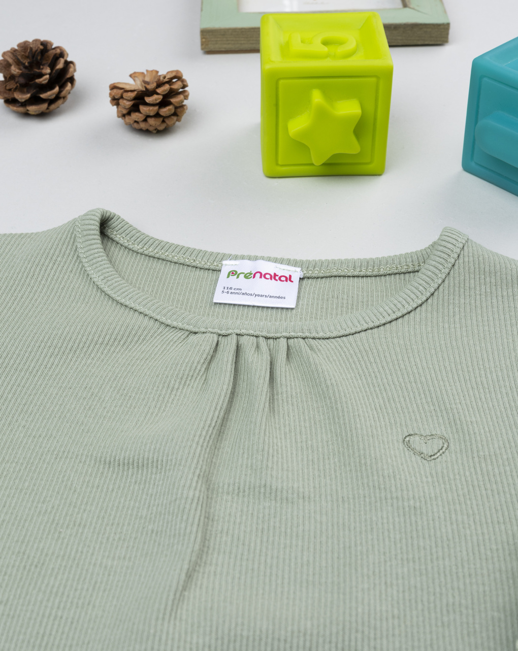 T-shirt bimba verde cuoricino