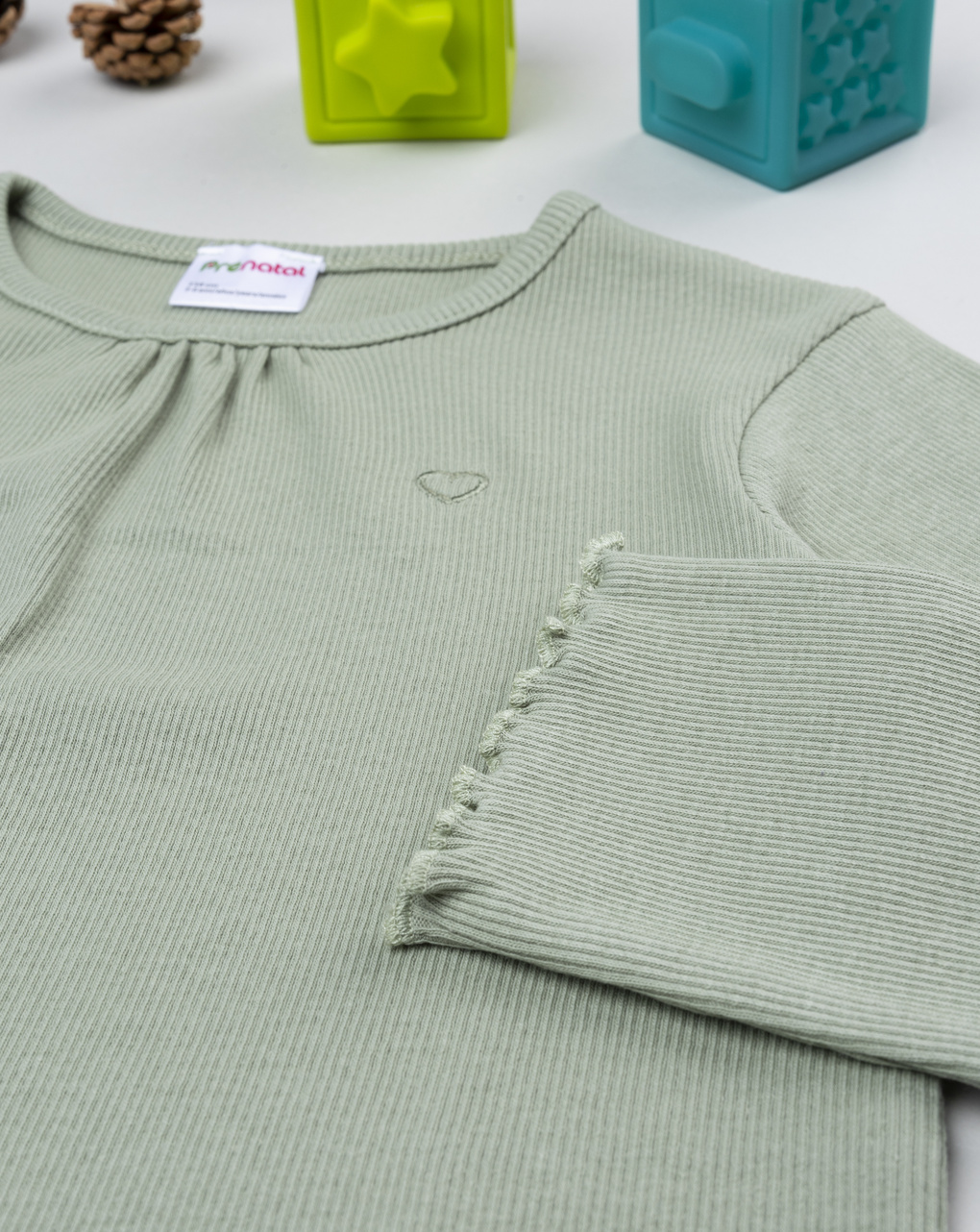 T-shirt bimba verde cuoricino