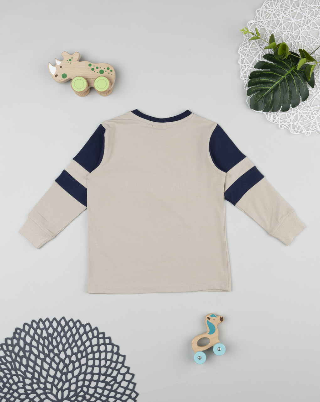 T-shirt beige bambino jurassic world