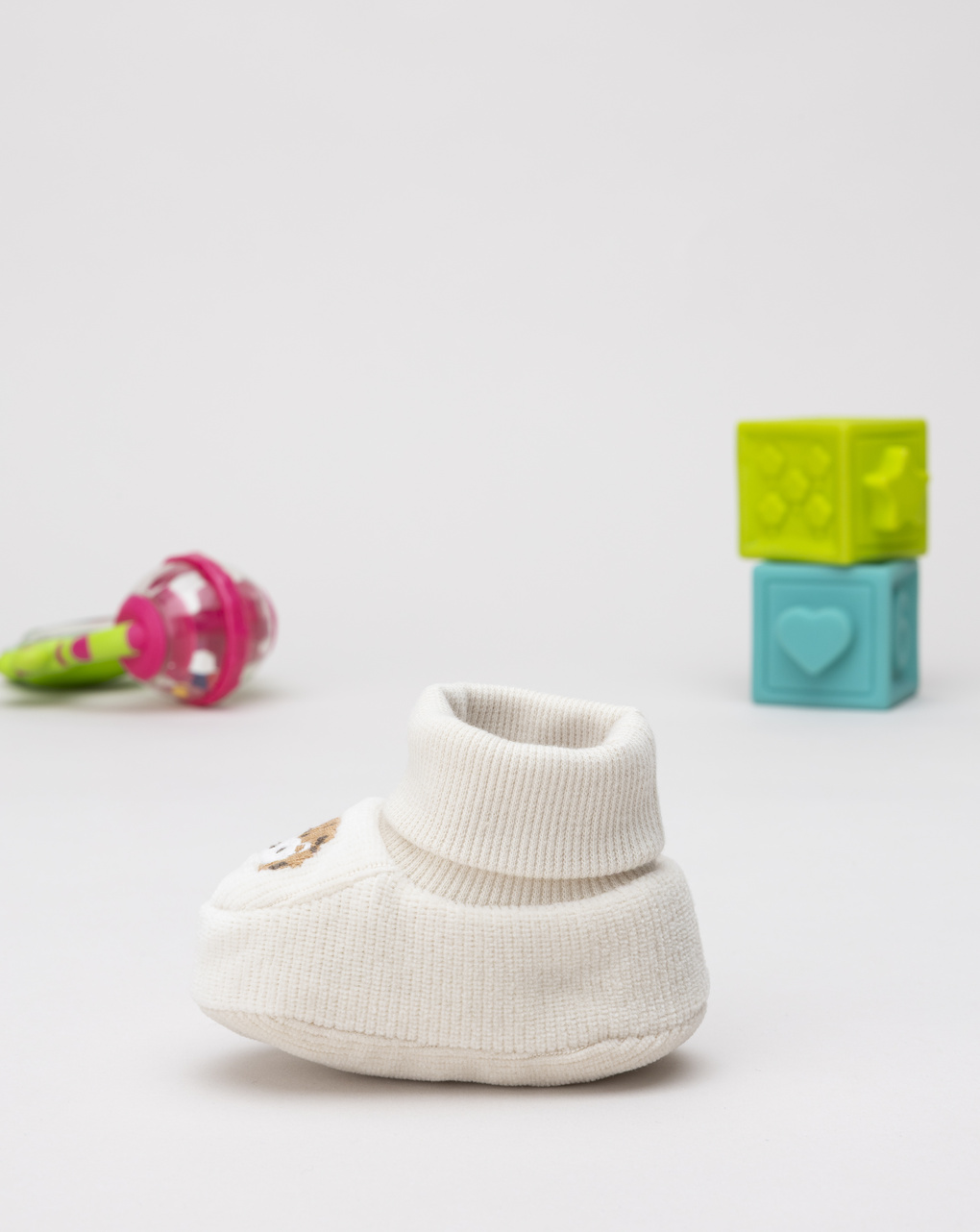 Babbucce neonato ricamo leone