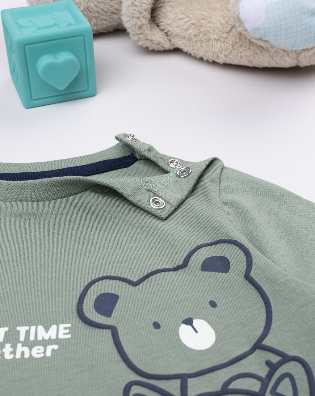 T-shirt bimbo verde stampa "great time together"