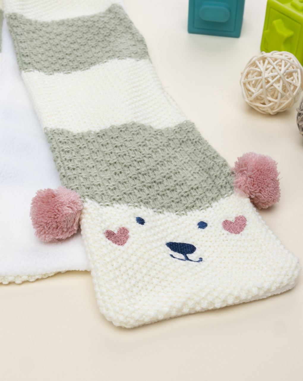 Sciarpa bimba panna/verde animata