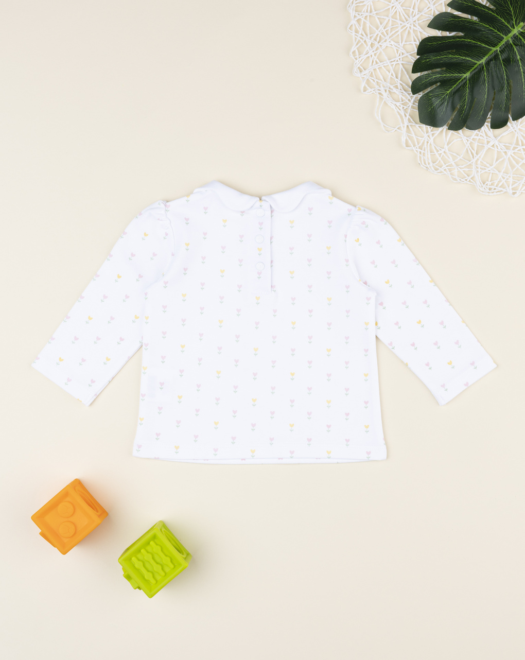 T-shirt bimba fiorellini allover