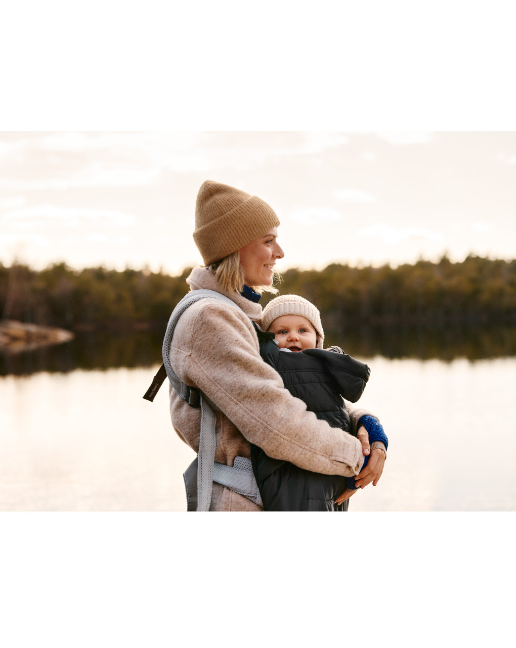 Copertina invernale nera per marsupio - babybjörn