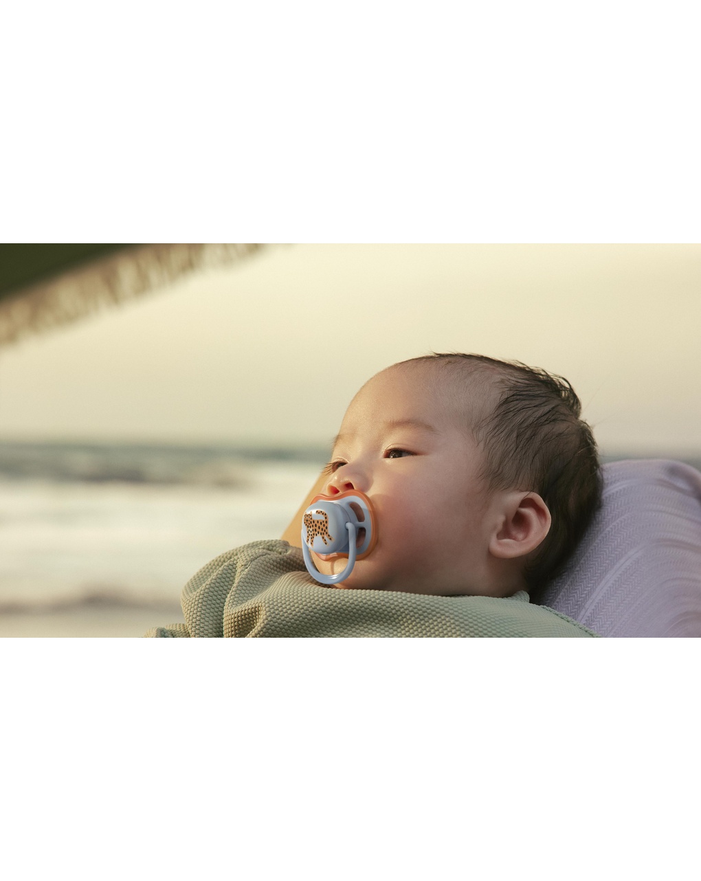 Succhietti ultra air 0-6m foglia e leopardo, a base vegetale - set da 2 ciucci - philips avent