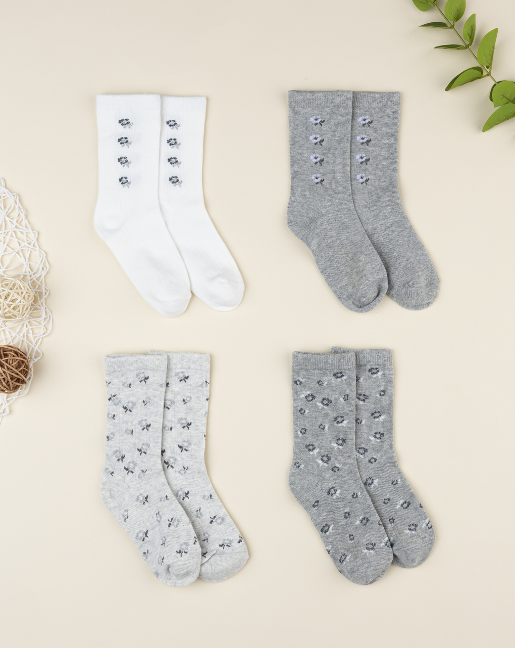 Pack 4 gambaletti bambina fiorellini