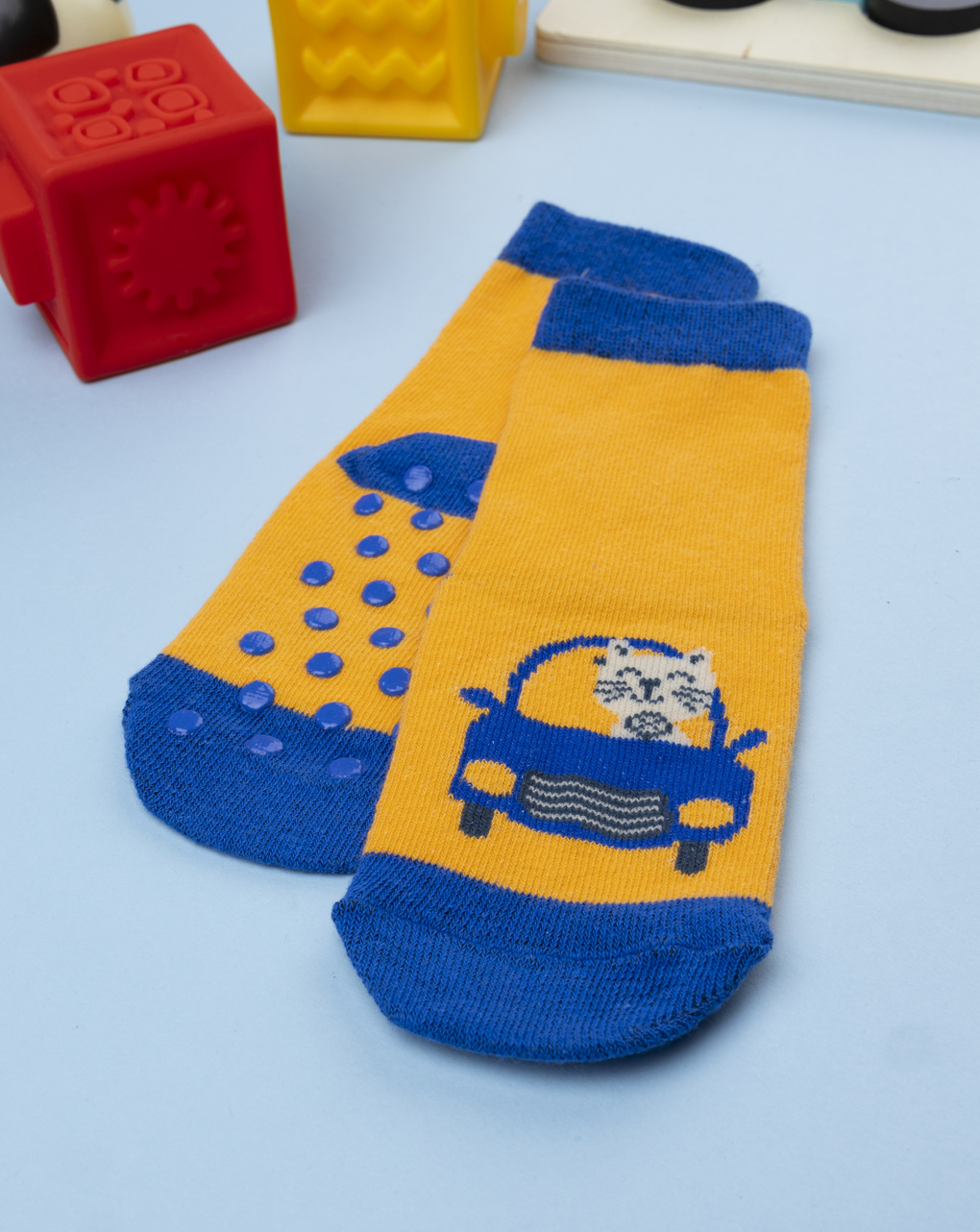 Antiscivolo bimbo giallo/blu macchinina