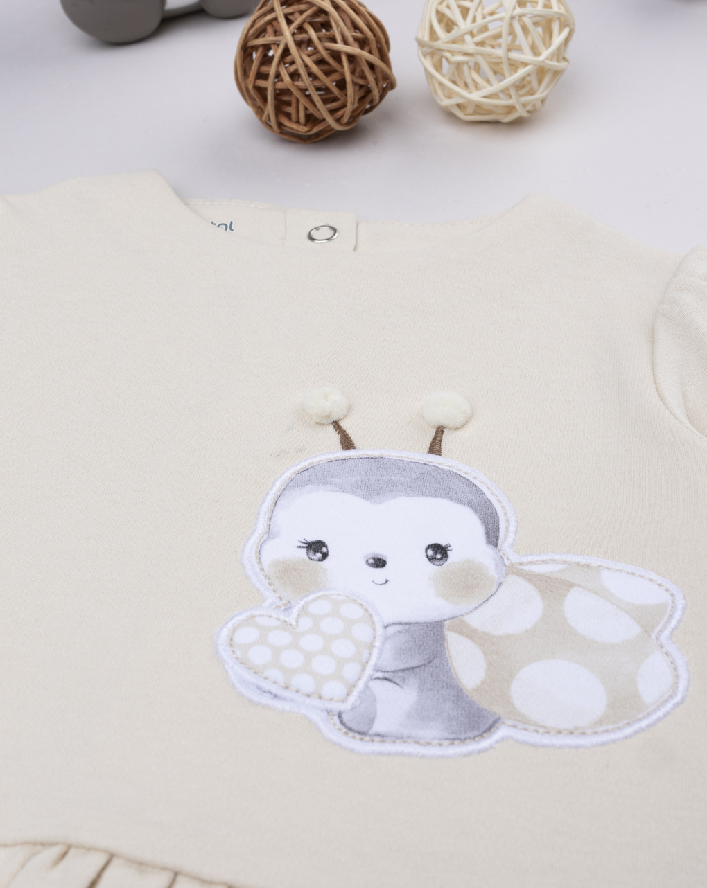 Completo bimba beige coccinella