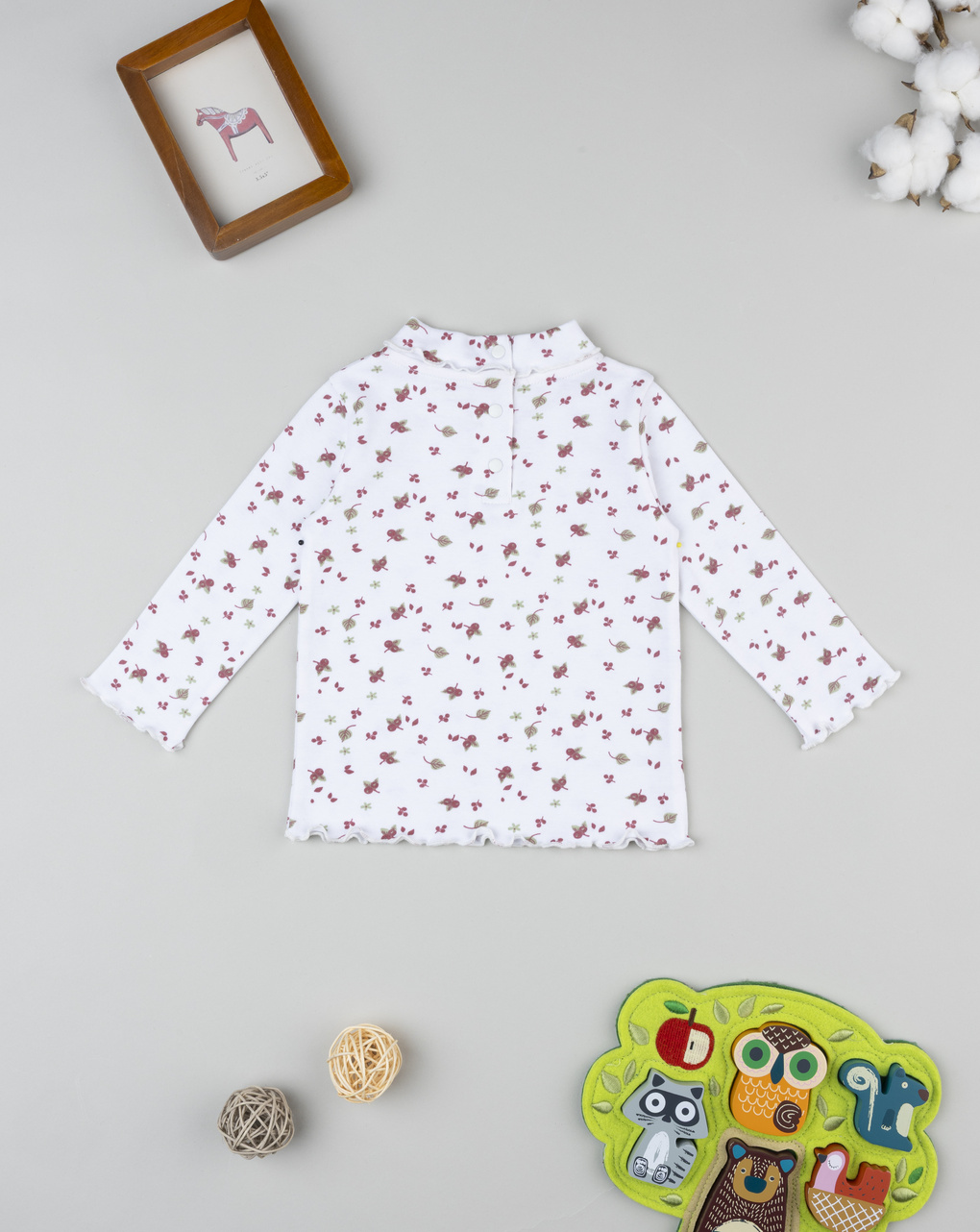 T-shirt bianca bimba foglie allover