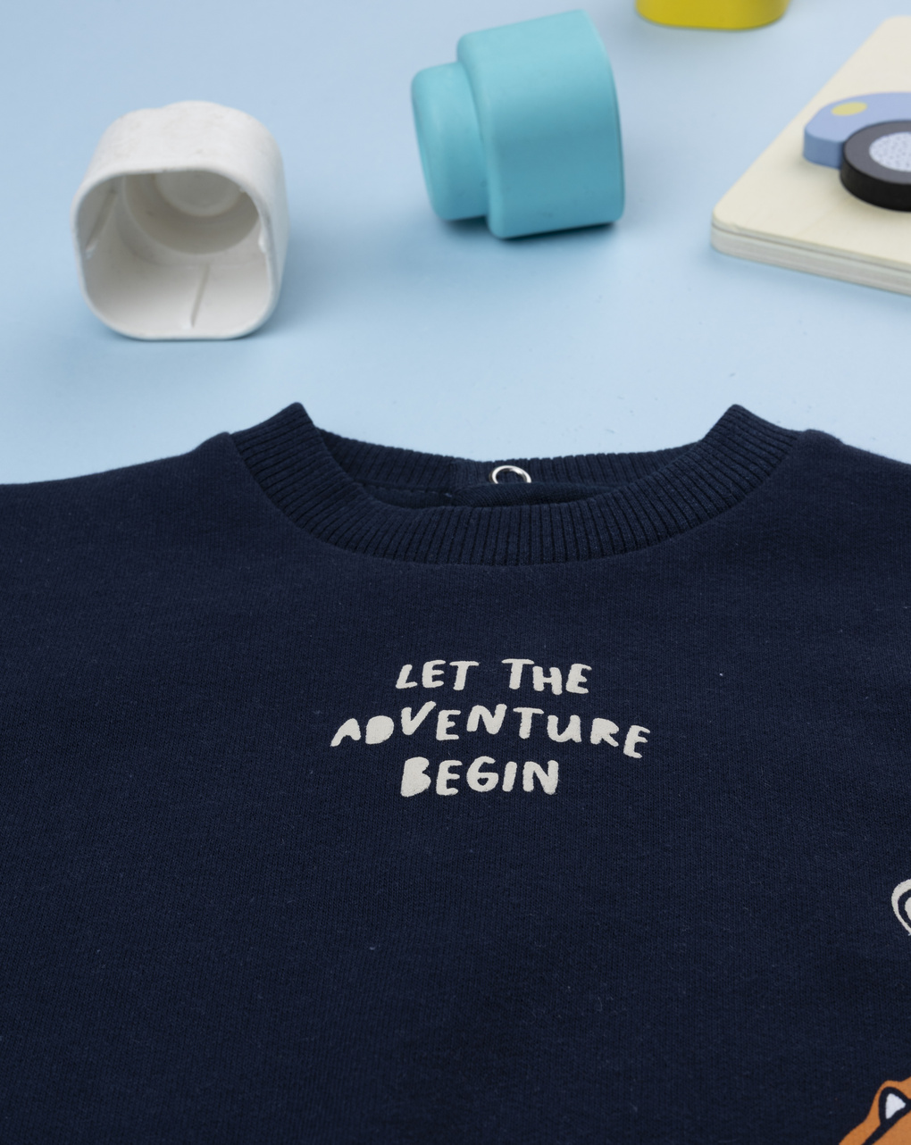 Maglia bimbo blu stampata dinosauri