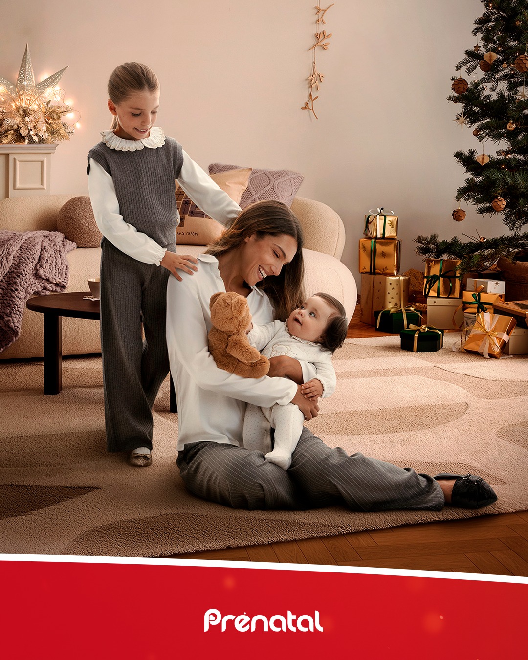 Abbracci, sguardi e risate, addobbati con la colle…