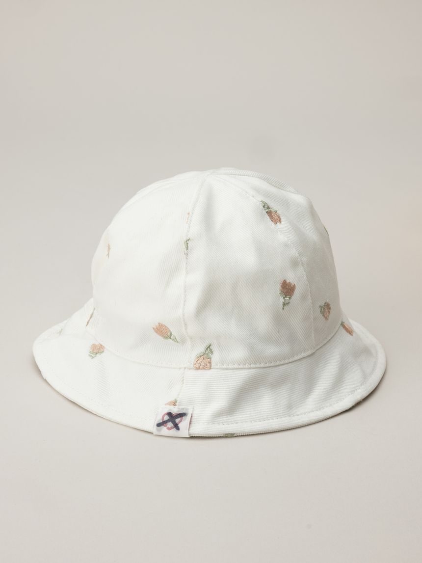 Cappello bimba con ricami