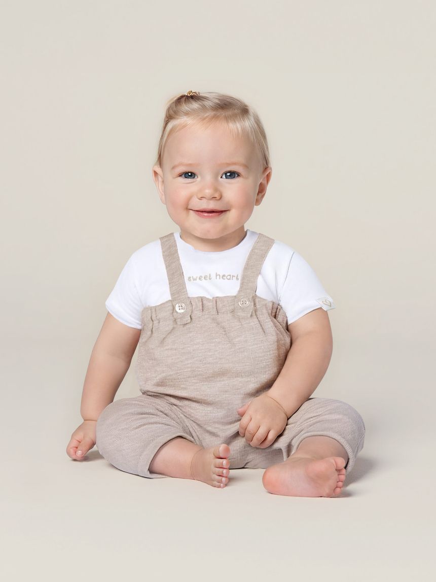 Completo premium bimba t-shirt e salopette lunga beige
