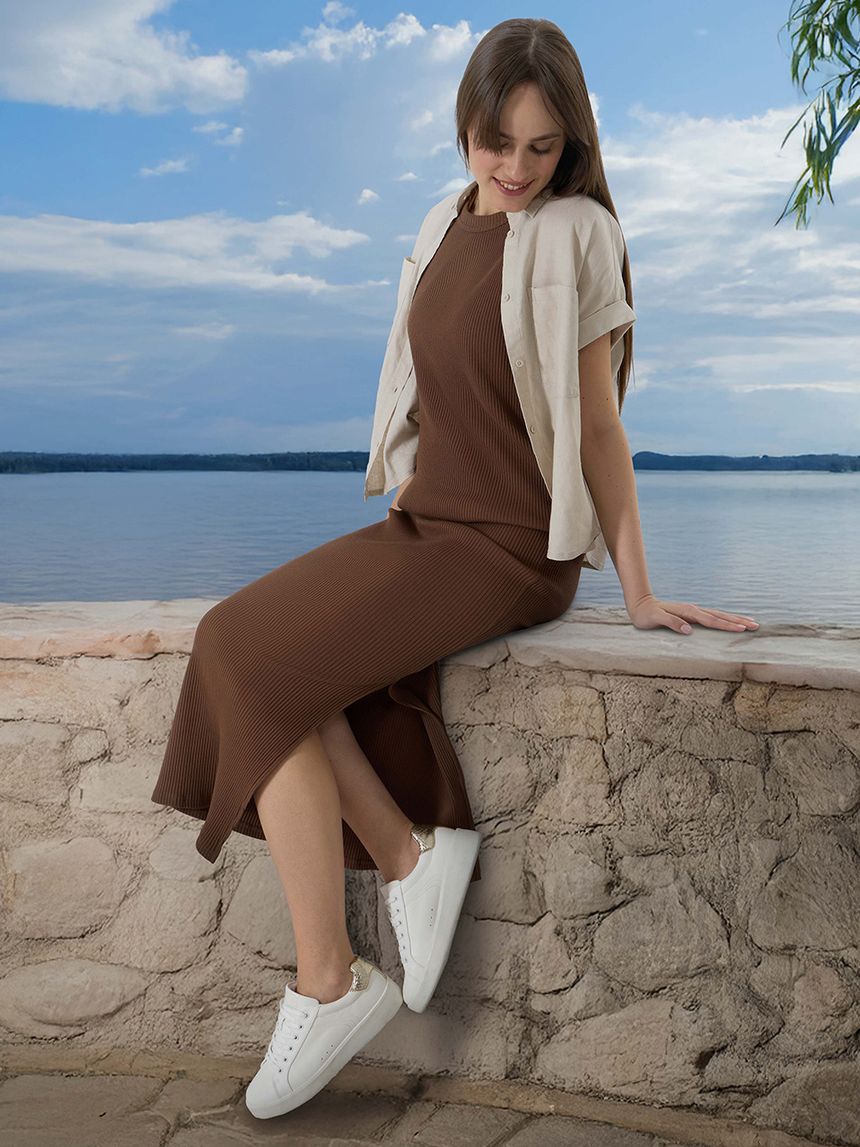 Abito marrone lungo a costine premaman