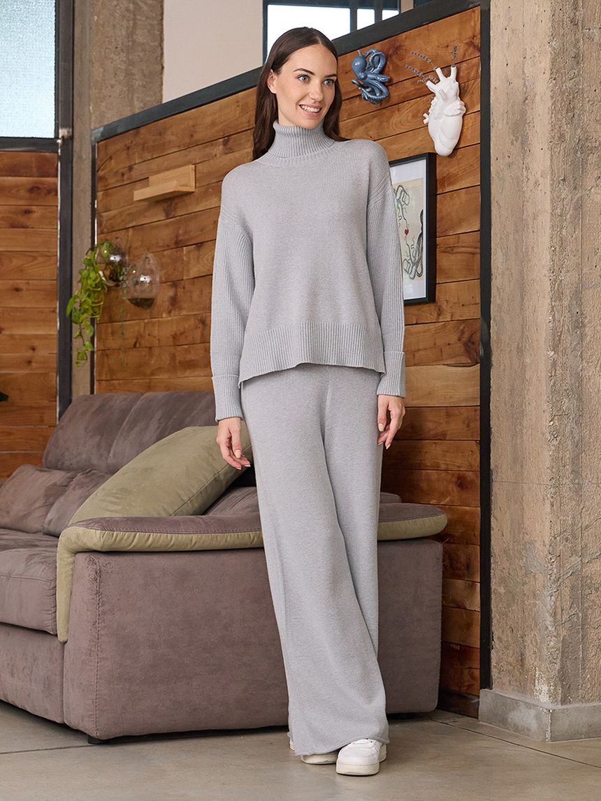 Maglia premaman grigia a collo alto