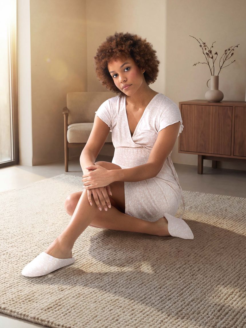 Pantofole donna beige fiori allover