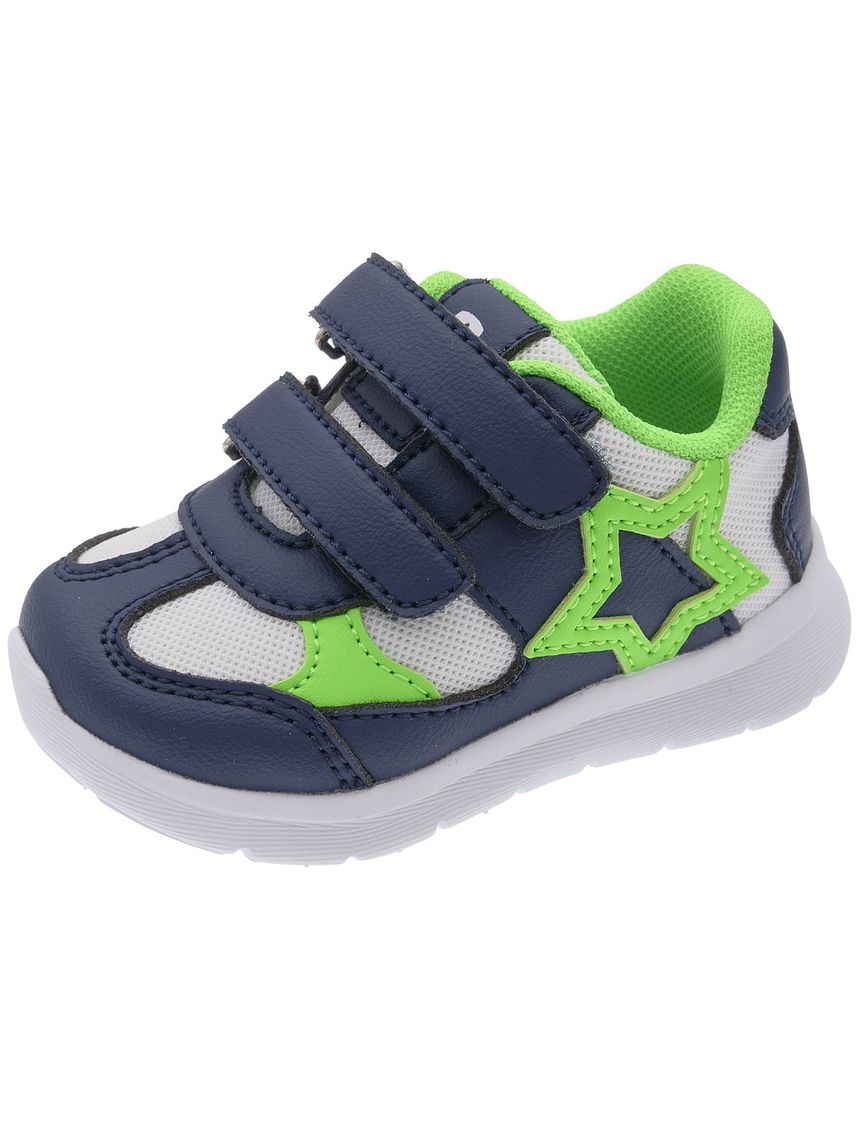 Sneaker con doppio strappo e suola leggera - chicco
