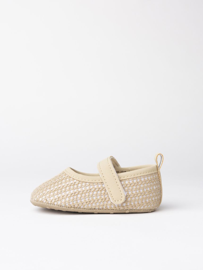 Scarpine neonata beige traforate