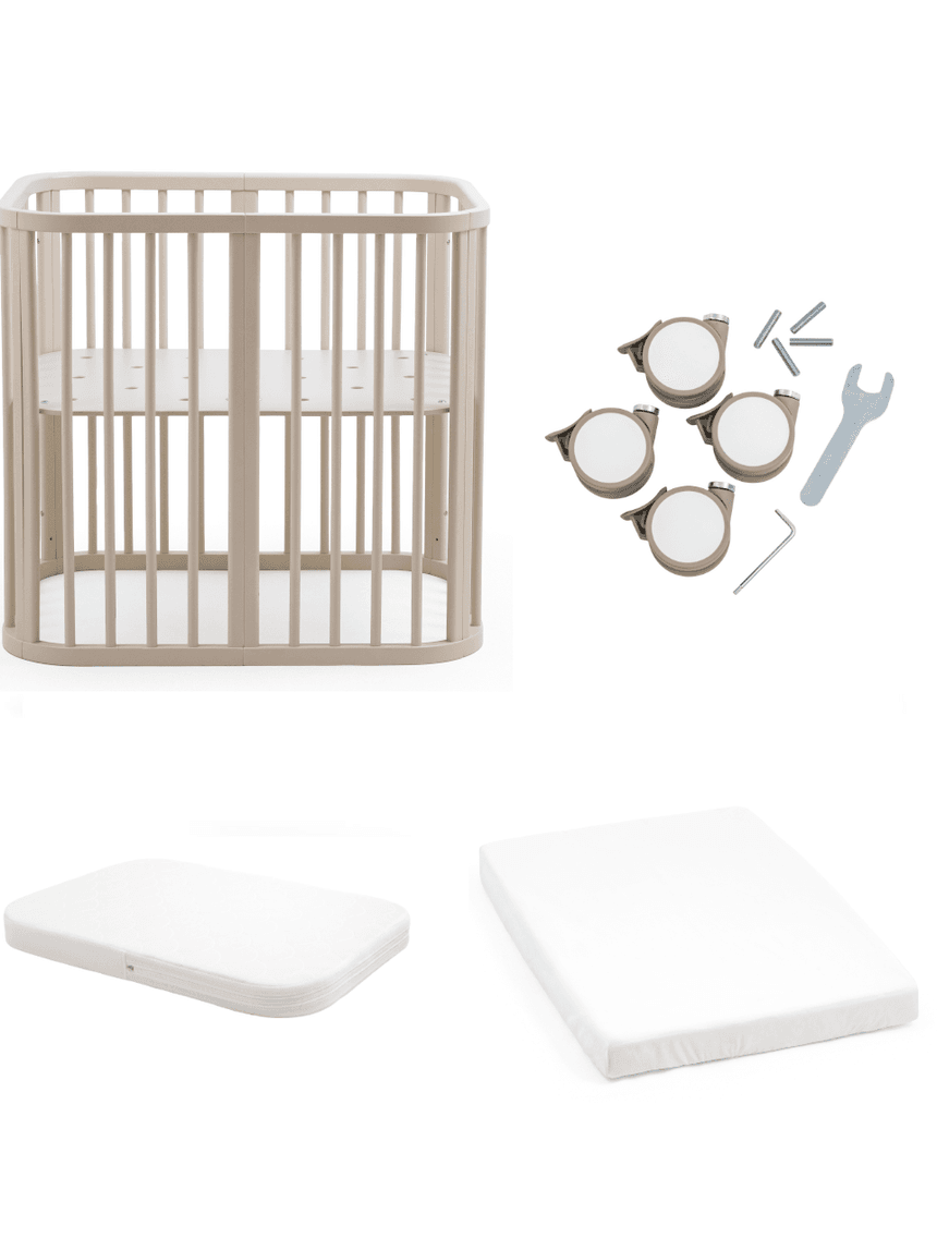 Culla nighti™ mini vanilla white + materasso mini bianco + ruote + lenzuolo con angoli - stokke®