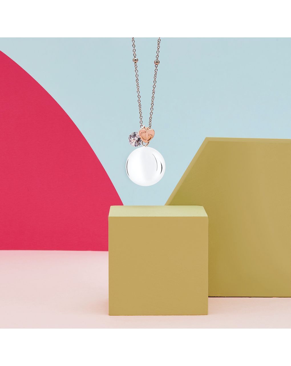 Mamijux chiama angeli con cuore centrale con piedini incisi in oro rosa