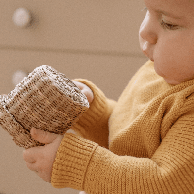 Suggerimenti per il gioco dei bambini di 7-9 mesi