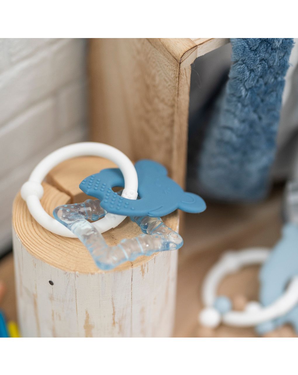 Sonaglio dentizione in silicone azzurro con gel rinfrescante 10 cm - nattou