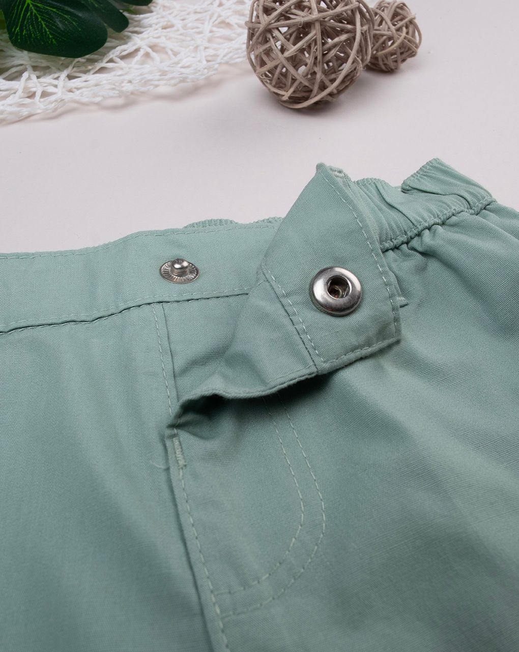 Shorts popeline bimbo verde