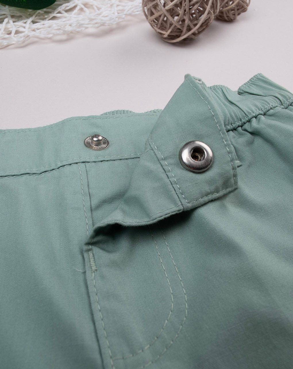 Shorts popeline bimbo verde