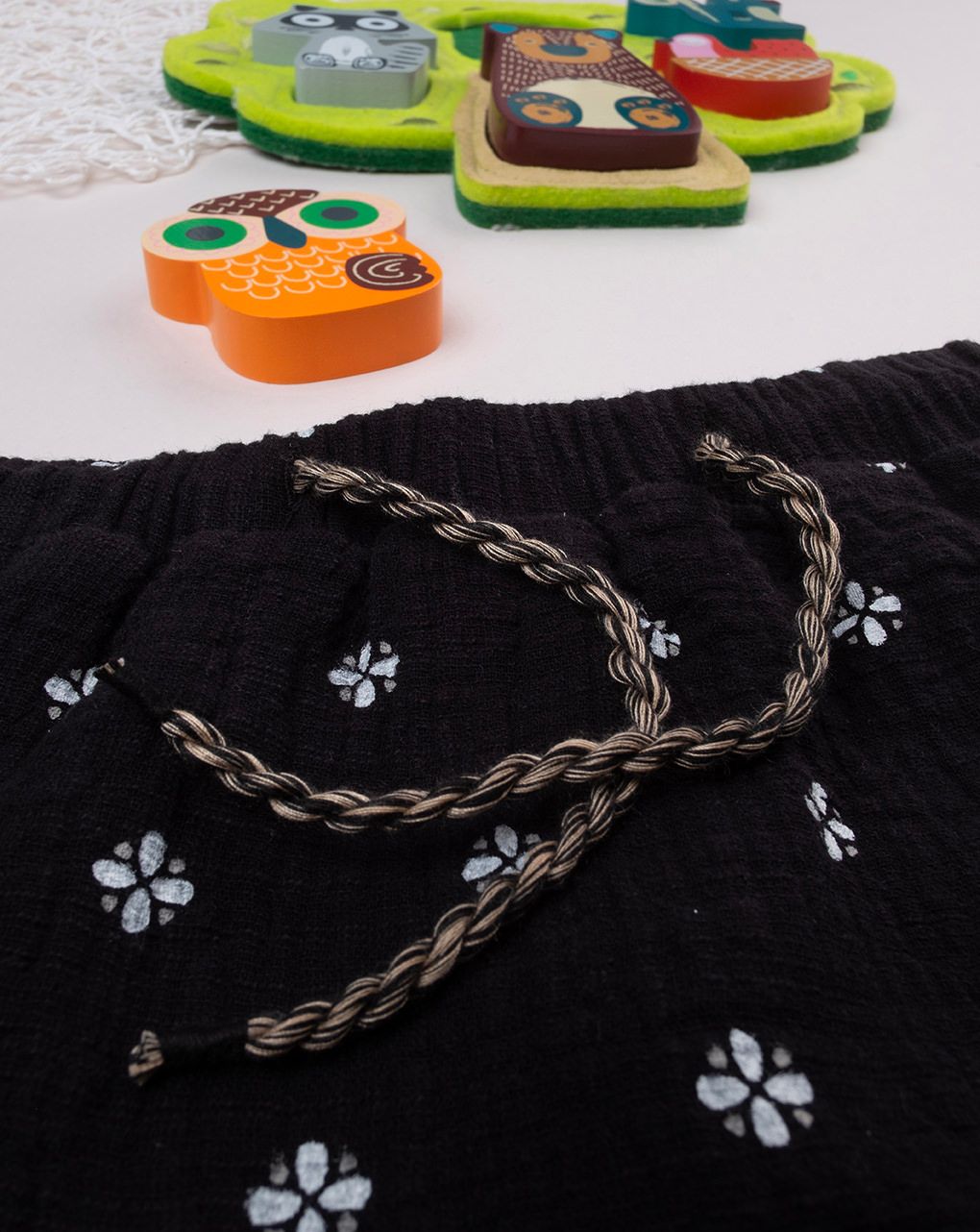 Shorts bimba nero a pois