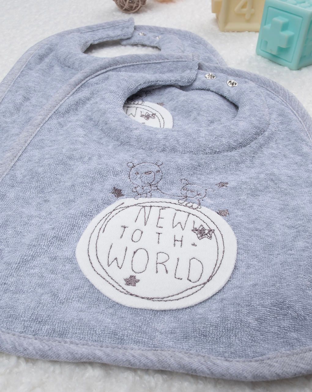 Pack 2 bavaglini grigi per allattamento e dentizione