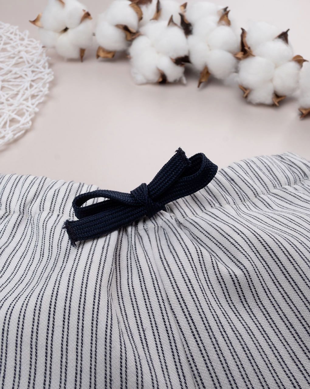 Bermuda righine bimbo bianco/blu