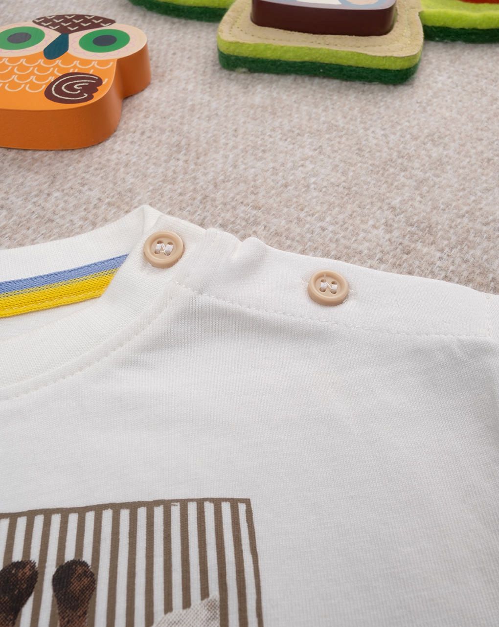 T-shirt bimbo panna stampata safari