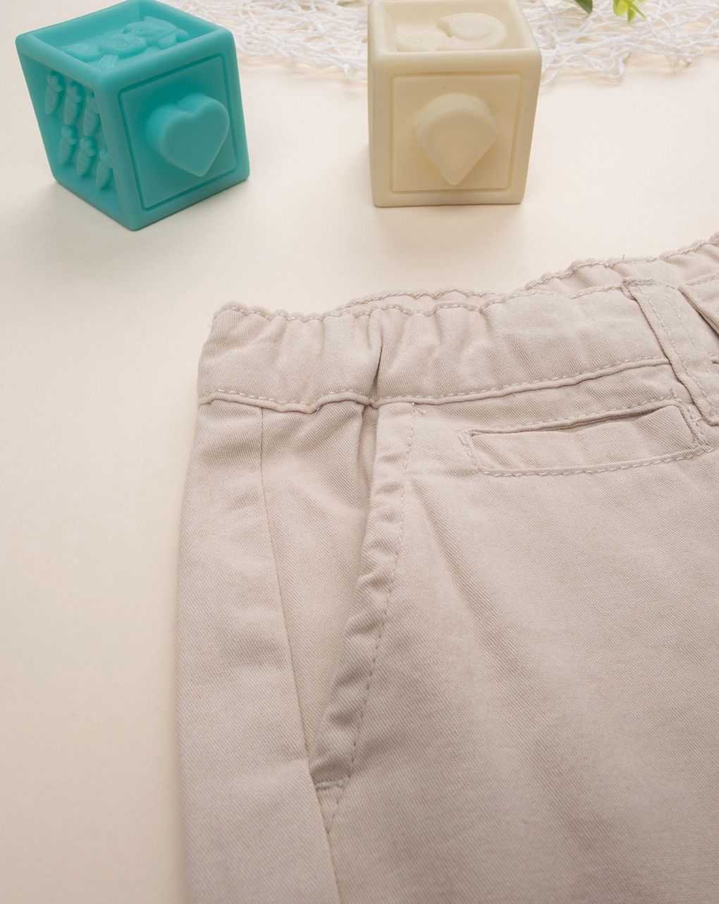 Pantaloni eleganti beige bambino