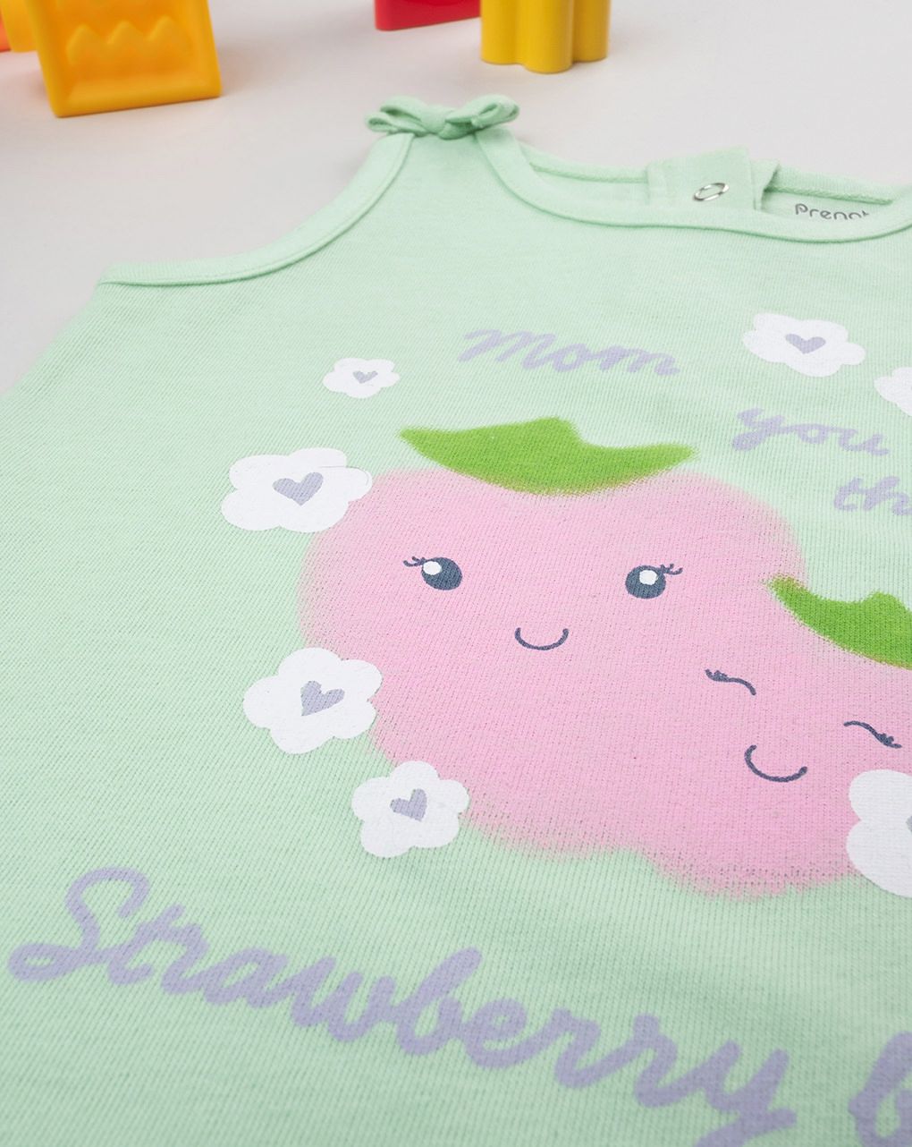 Canotta verde fragole