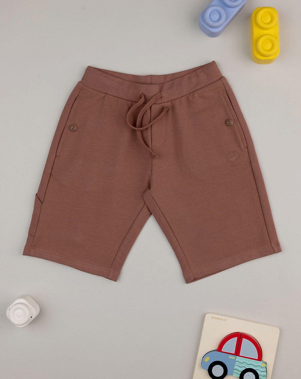 Bermuda bimbo marrone con tasche